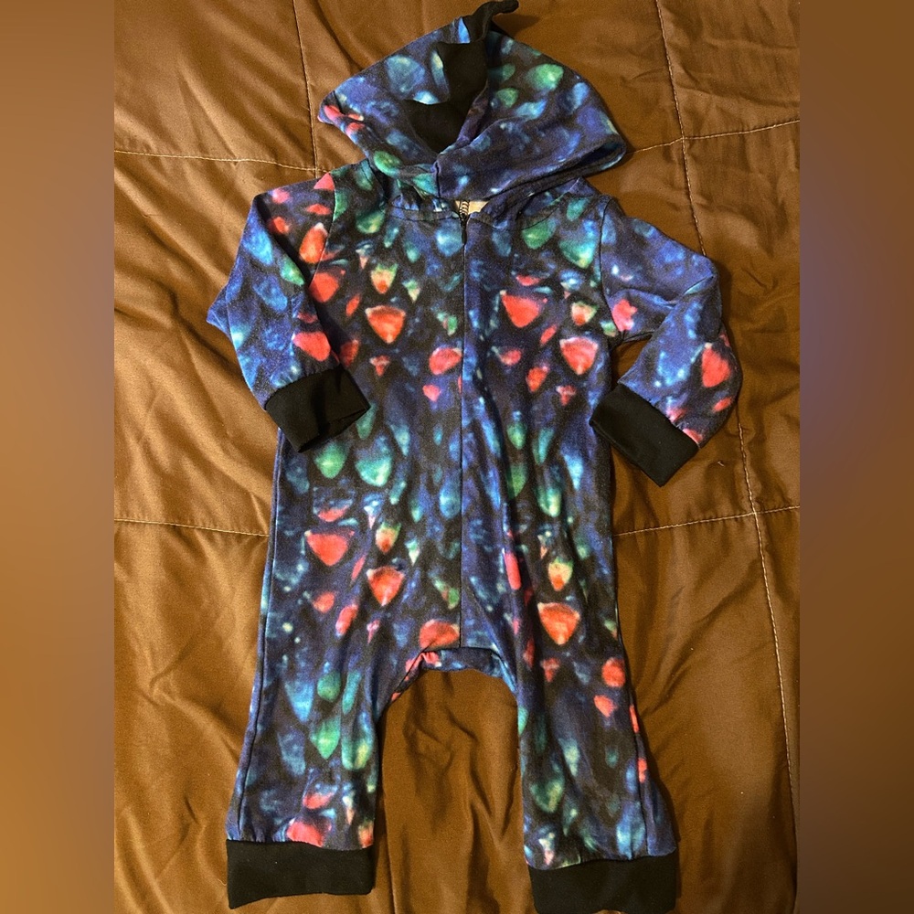 6-9 month dragon costume/outfit